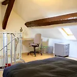 Charming Duplex In The Sentier